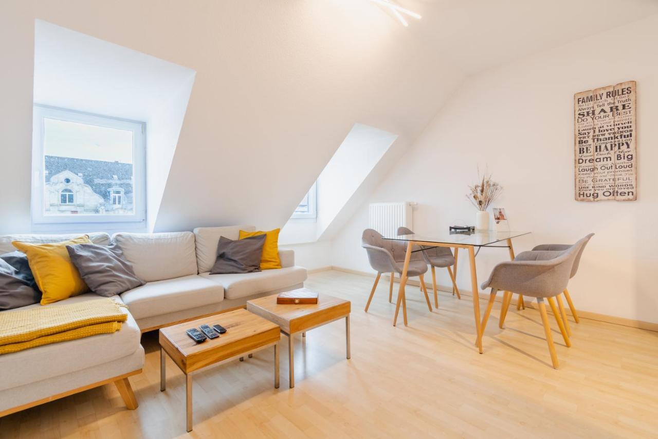 Home By Doni I Serviced Apartments I Ruhig I Zentral Nahe Rmcc, Staatsheater & Landtag Wiesbaden Exterior foto